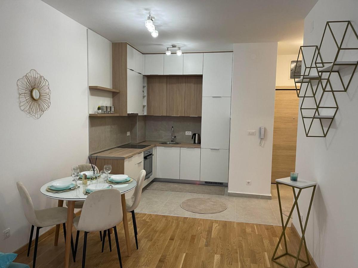 Apartman Iva Tivat Buitenkant foto