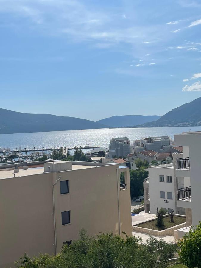 Apartman Iva Tivat Buitenkant foto